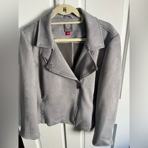 Silver grey faux suede Vince Camuto moto jacket - size L - soft and beautiful!